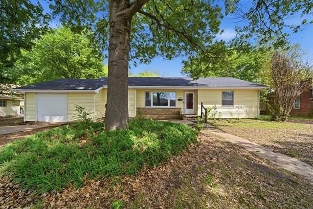 805 S Cedar St - Photo 2 of 23