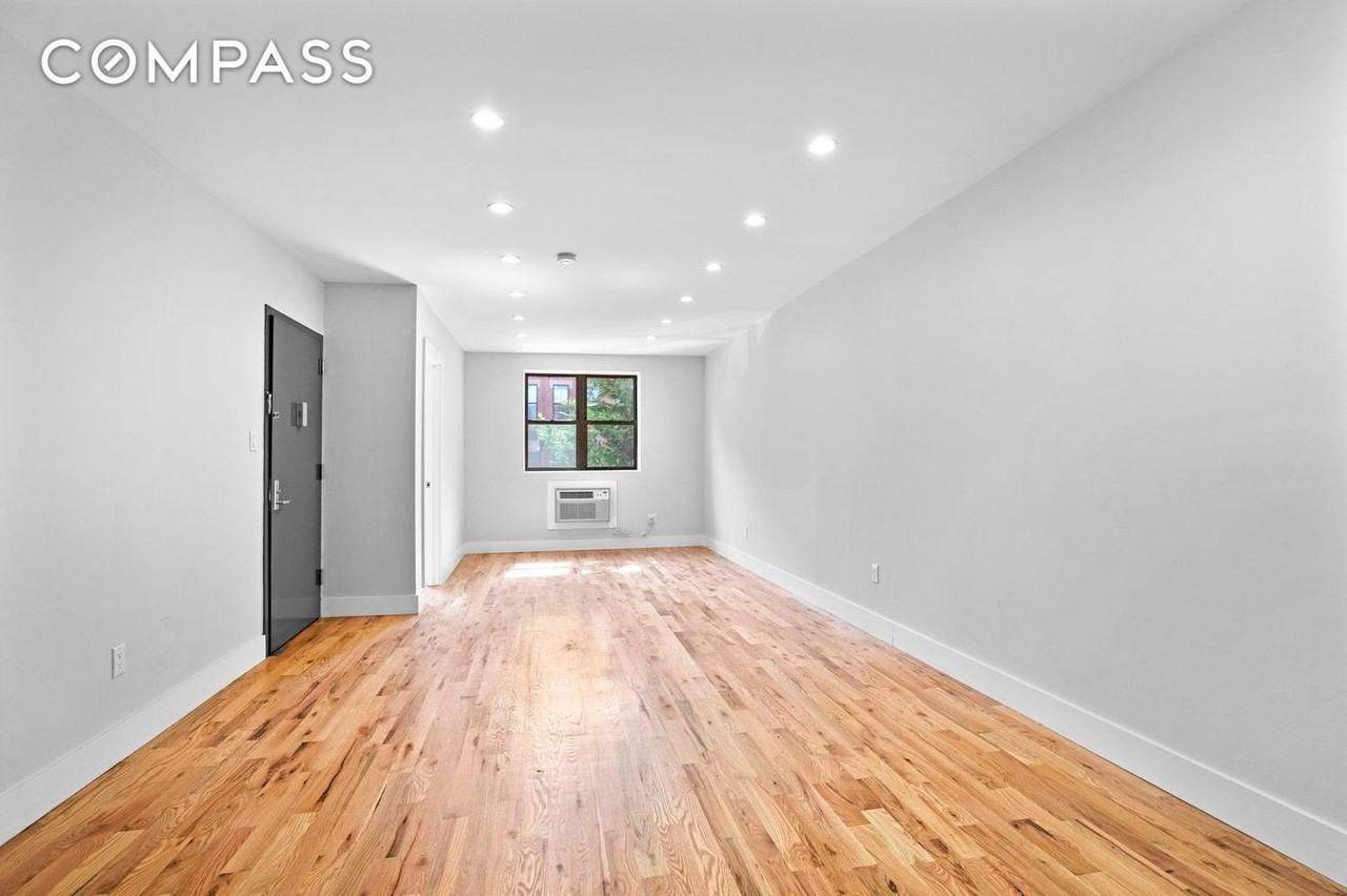 791 Lexington Ave #2 - Photo 2 of 17