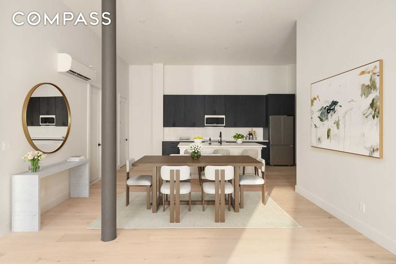 216 Grand St - Photo 3 of 9