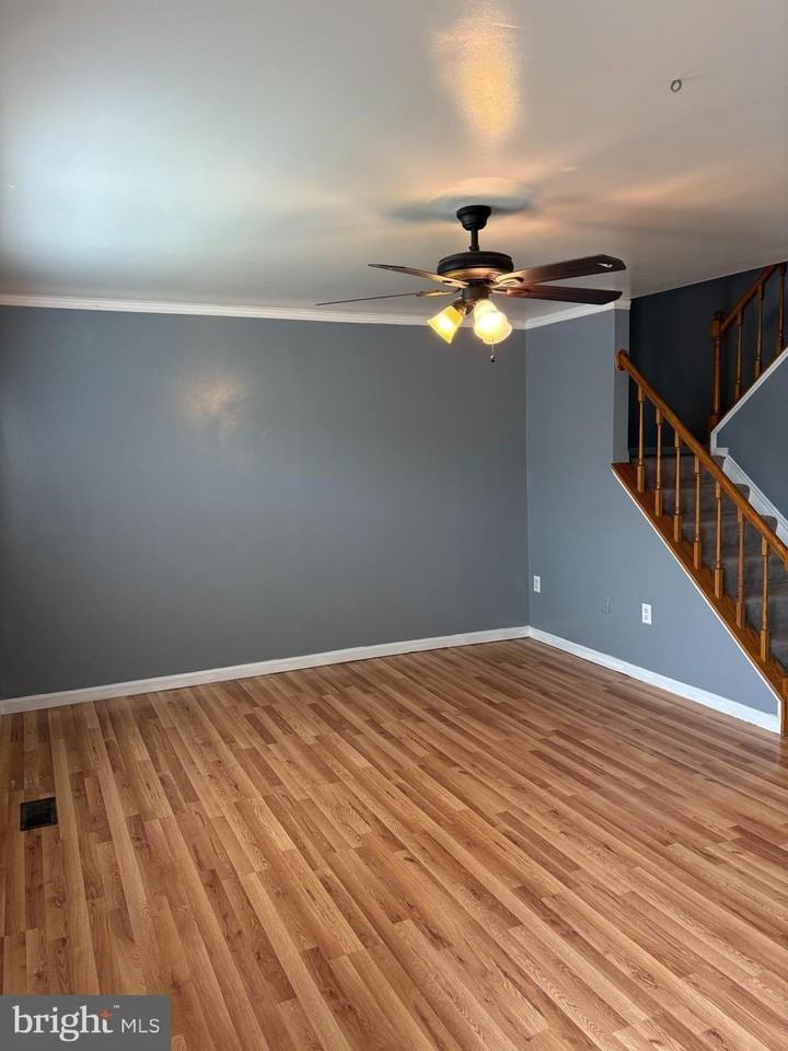 9019 Whispering Pine Ct - Photo 2 of 17