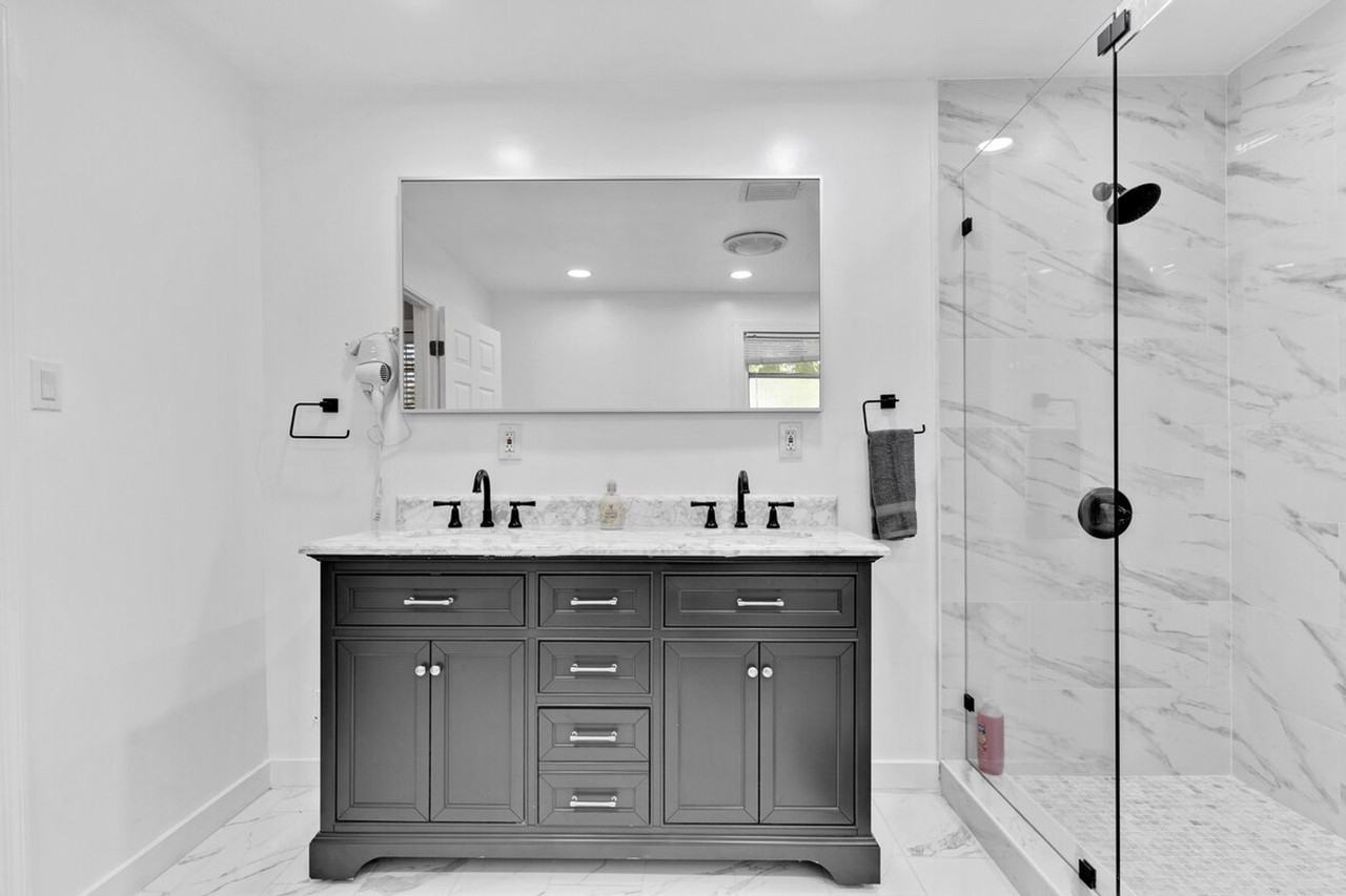 3120 Sw 27th St #1323924P - Photo 7 of 36