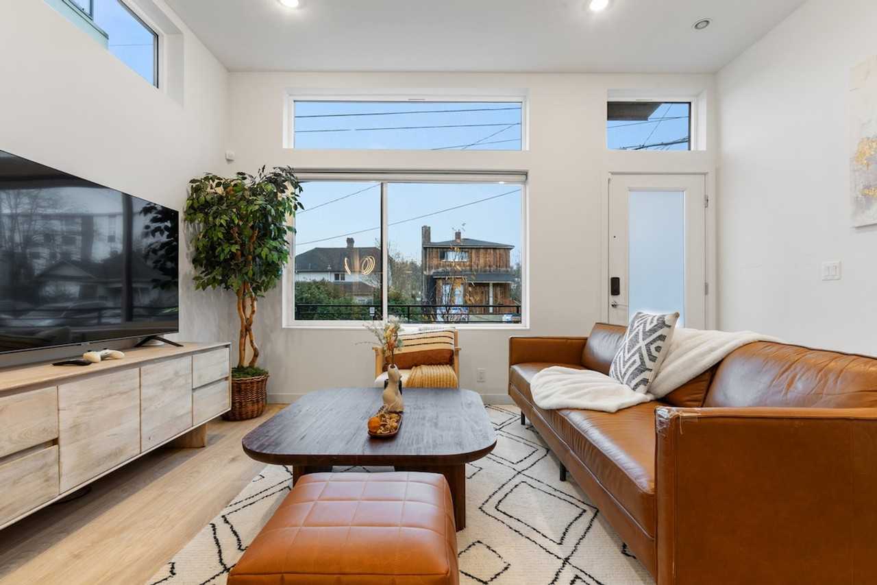 2433 S Plum St #1324831P - Photo 5 of 44