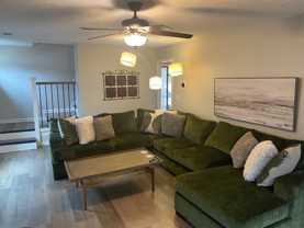 1060 Washington Ave - Photo 1 of 1