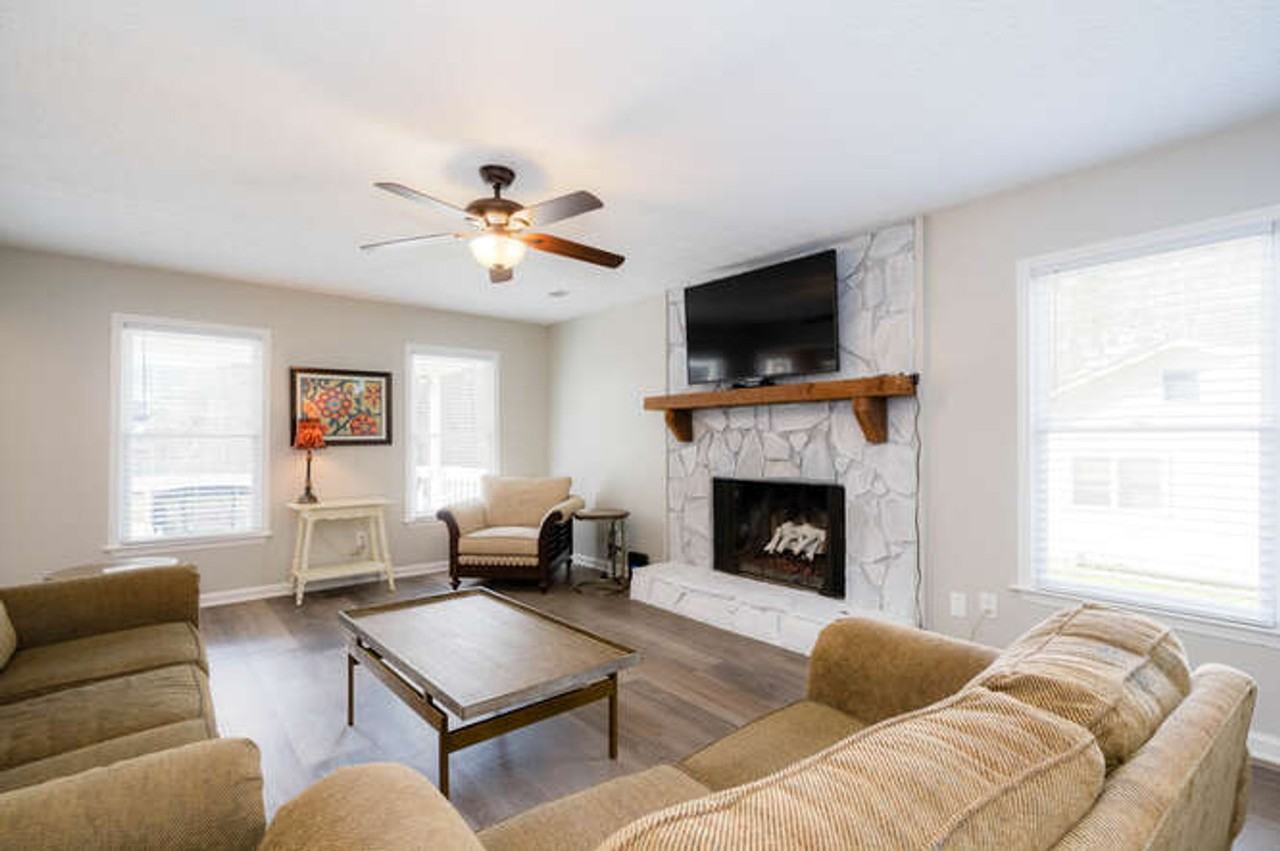 1060 Washington Ave #1289333P - Photo 3 of 48