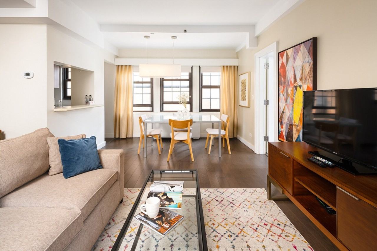 411 E 50th St #1383558P - Photo 3 of 22