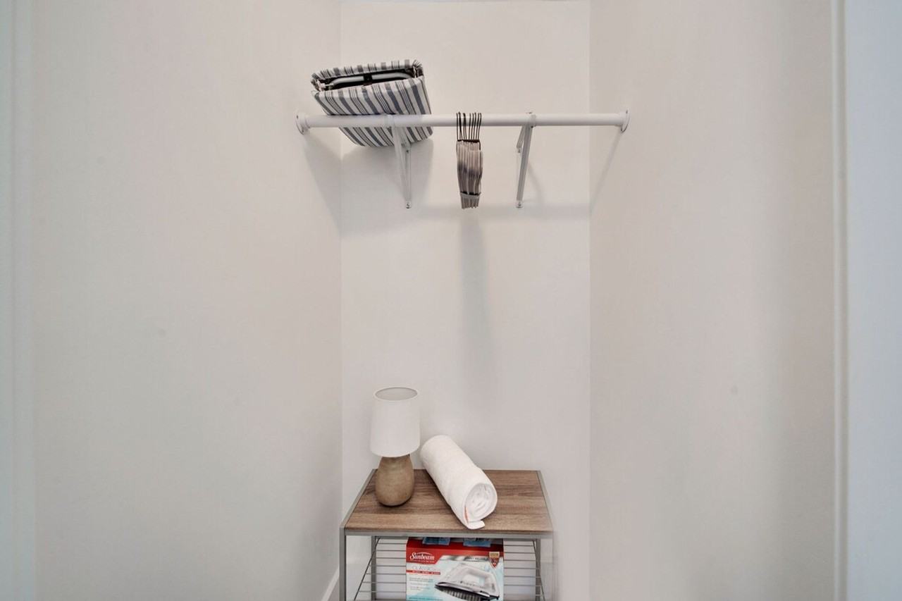 1317 Sw 22nd Ave #1388876P - Photo 6 of 11