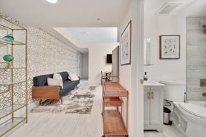 featured image of 1432 Sw 22nd Ave