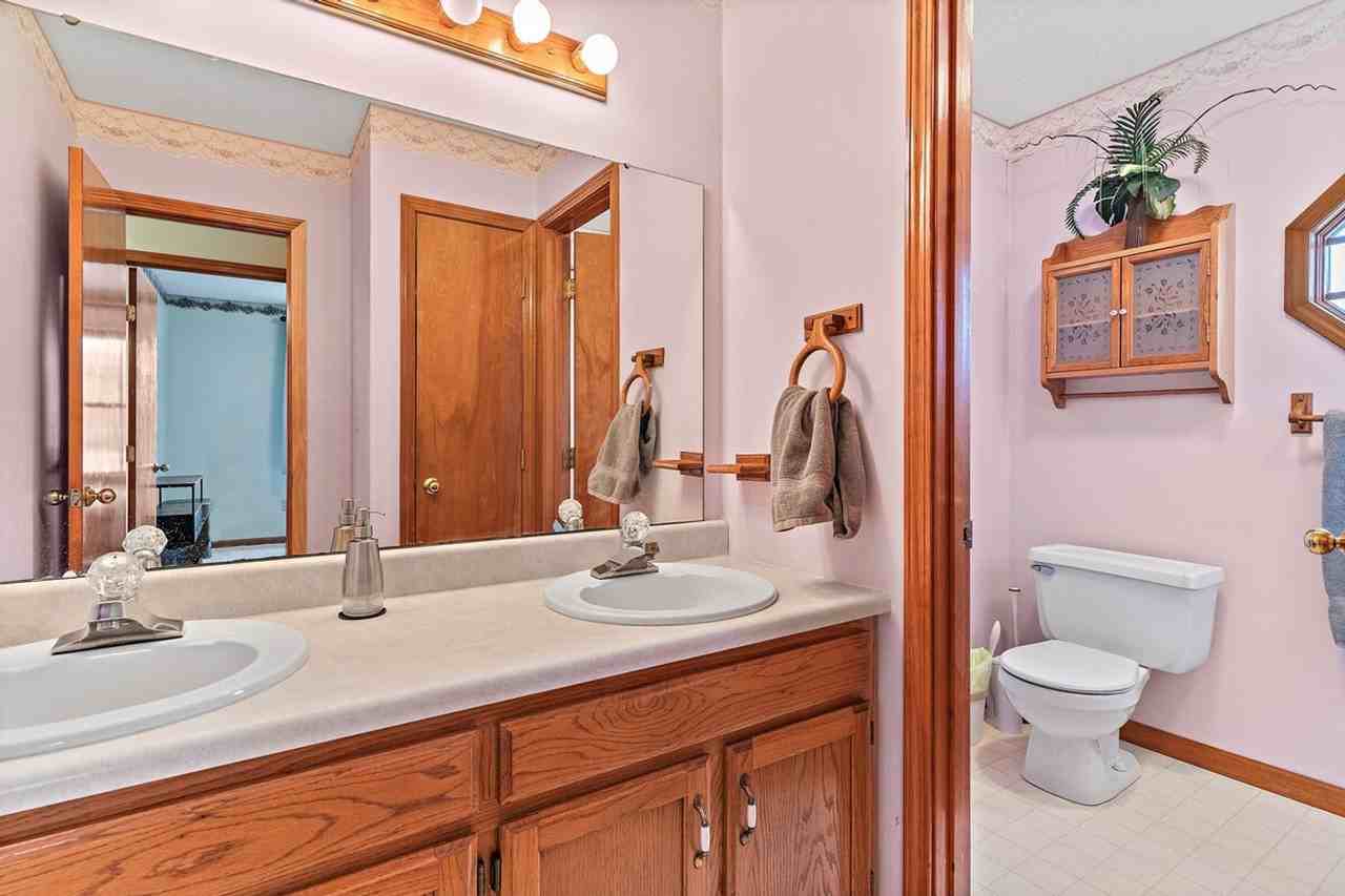 2422 Cedarcrest Dr #1397952P - Photo 7 of 50