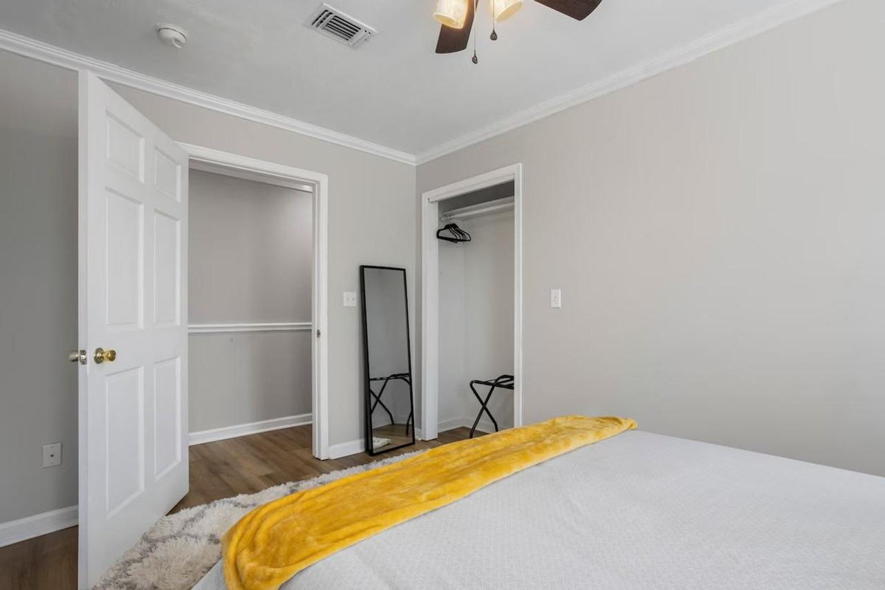 426 Russell Ave #1473624P - Photo 4 of 20