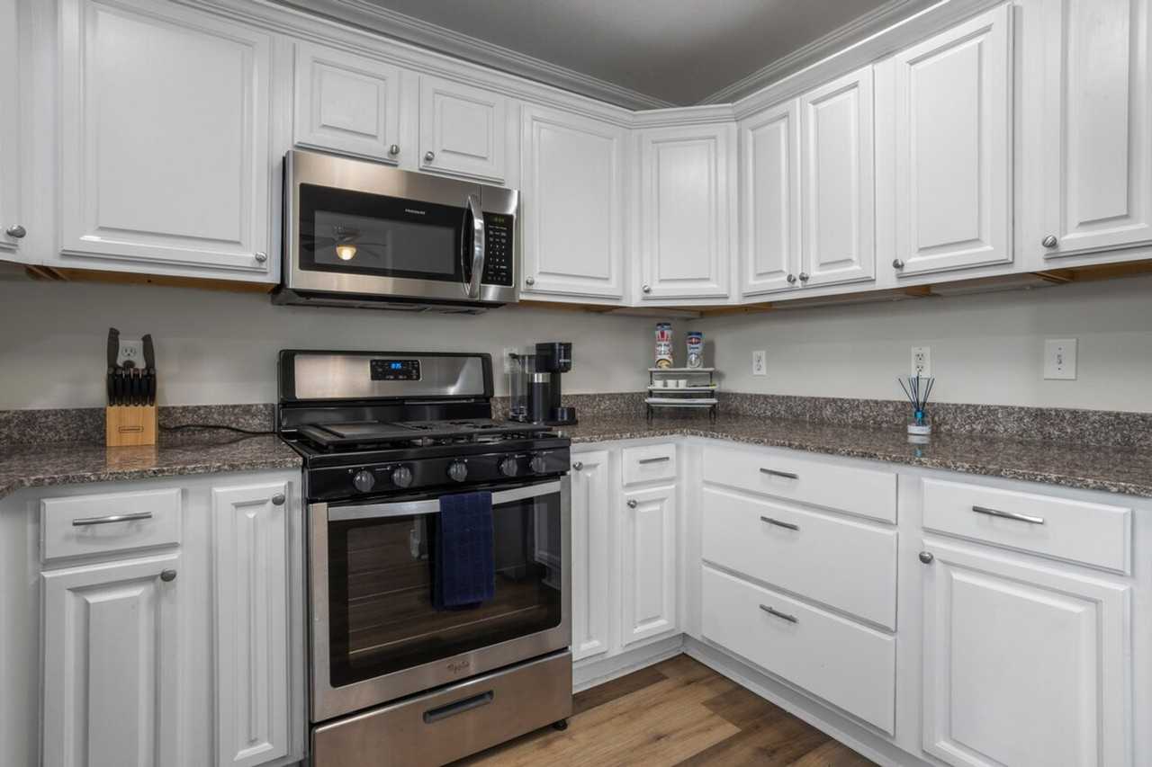 426 Russell Ave #1473624P - Photo 6 of 20