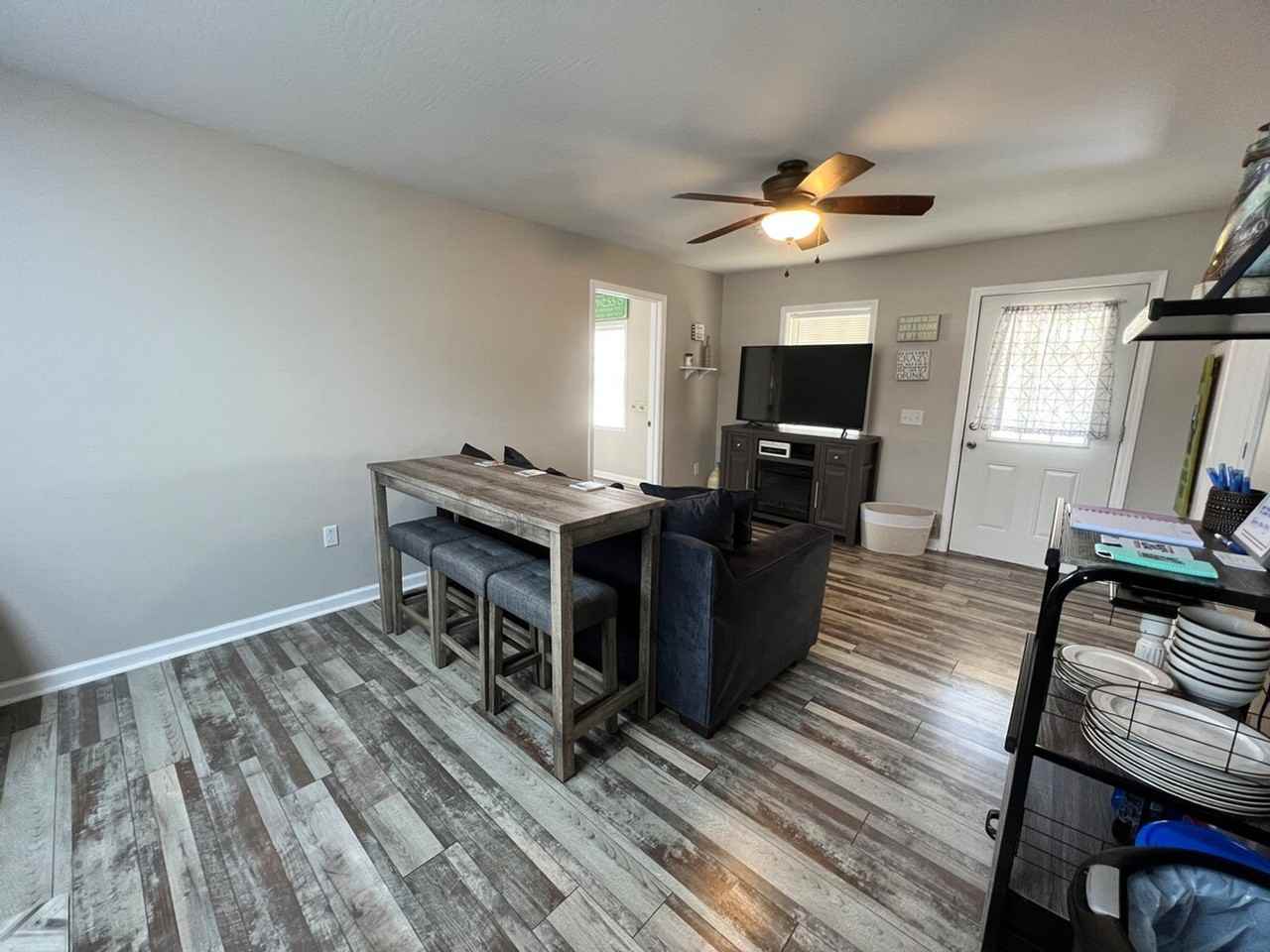 3213 Willis St #1473634P - Photo 3 of 34