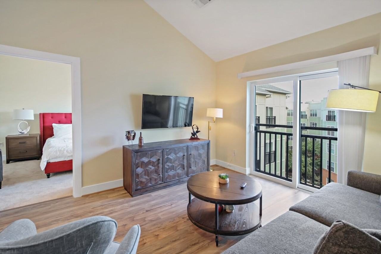 599 John Carlyle St #1473418P - Photo 4 of 42