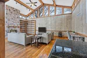 featured image of 5382 Kings Park Dr