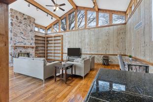 5382 Kings Park Dr - Photo 1 of 1