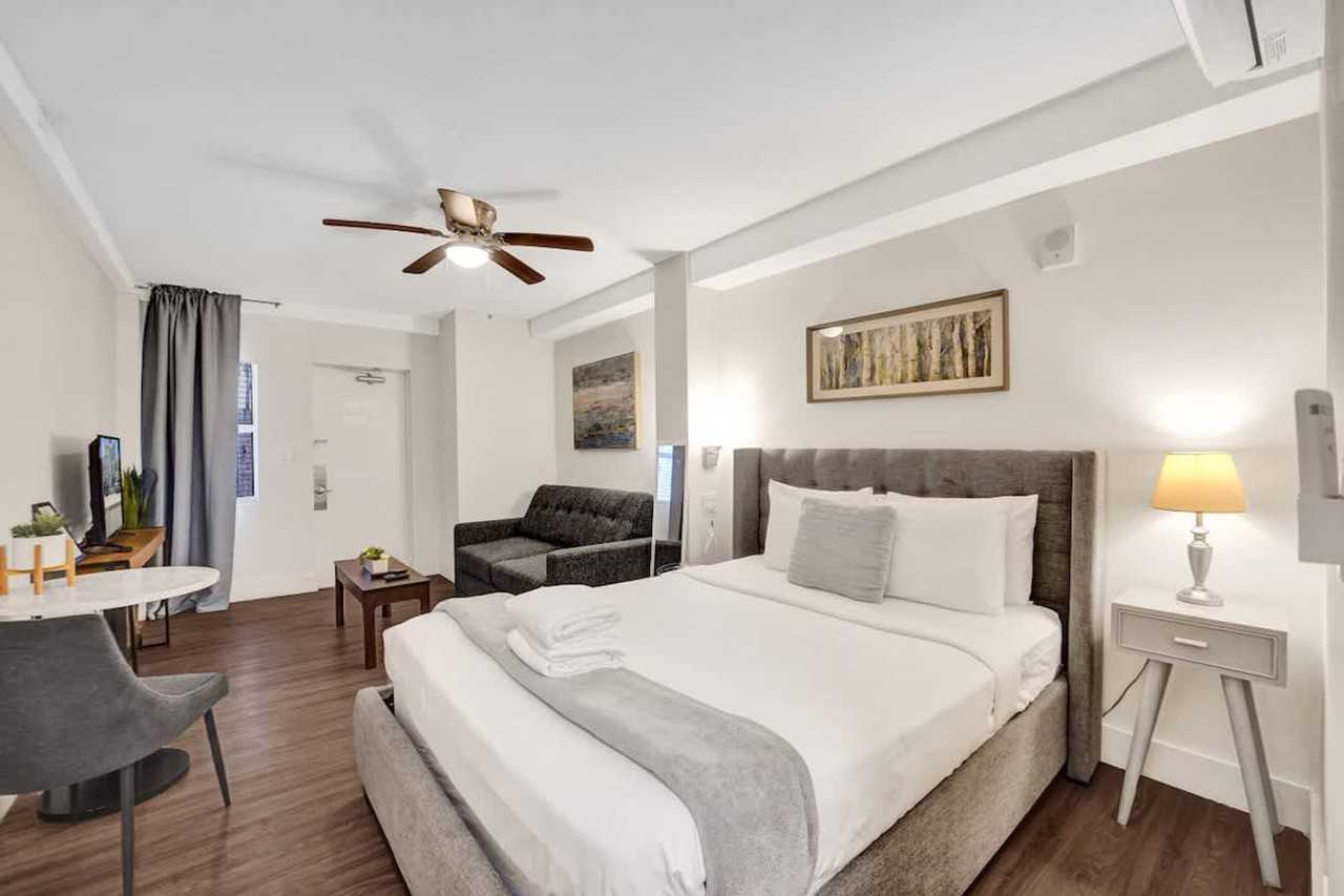 3020 Seville St #1504013P - Photo 4 of 40