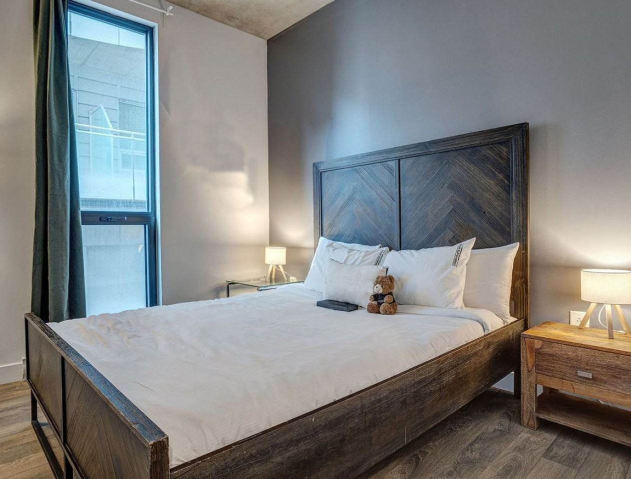 510 Richards St #1358023P - Photo 2 of 7