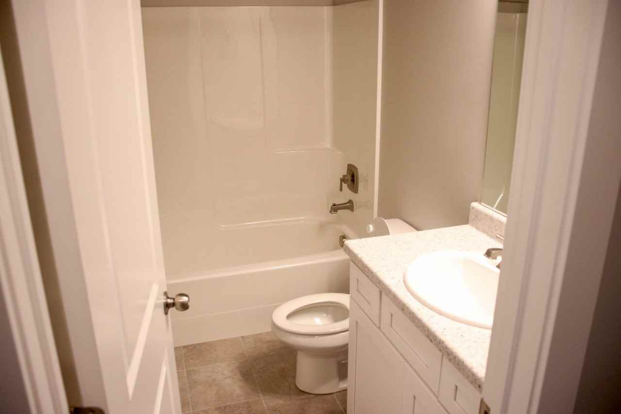 4125 W 1650 N - Photo 6 of 10