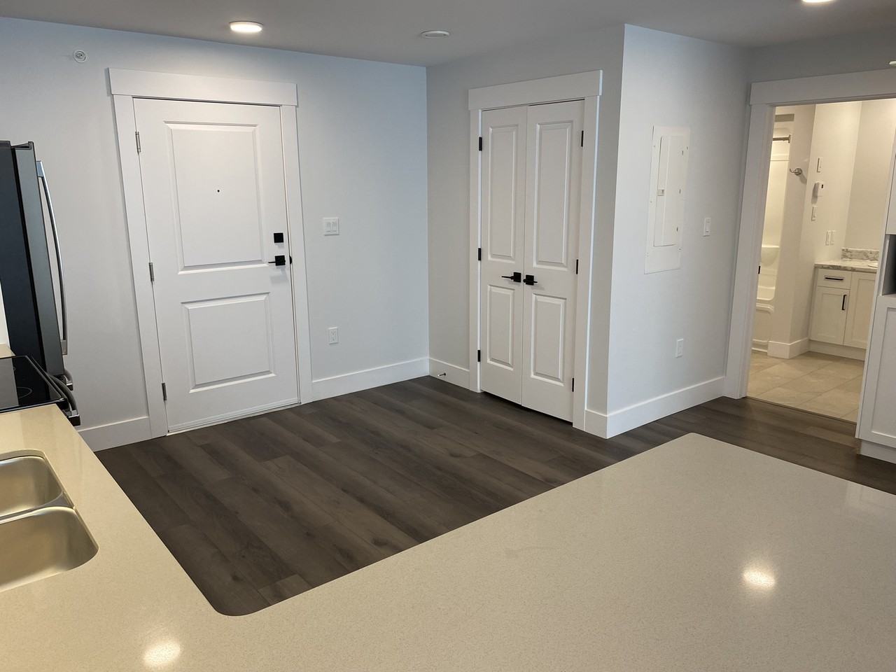 49 Forest Hill Road #409 - Photo 3 of 12