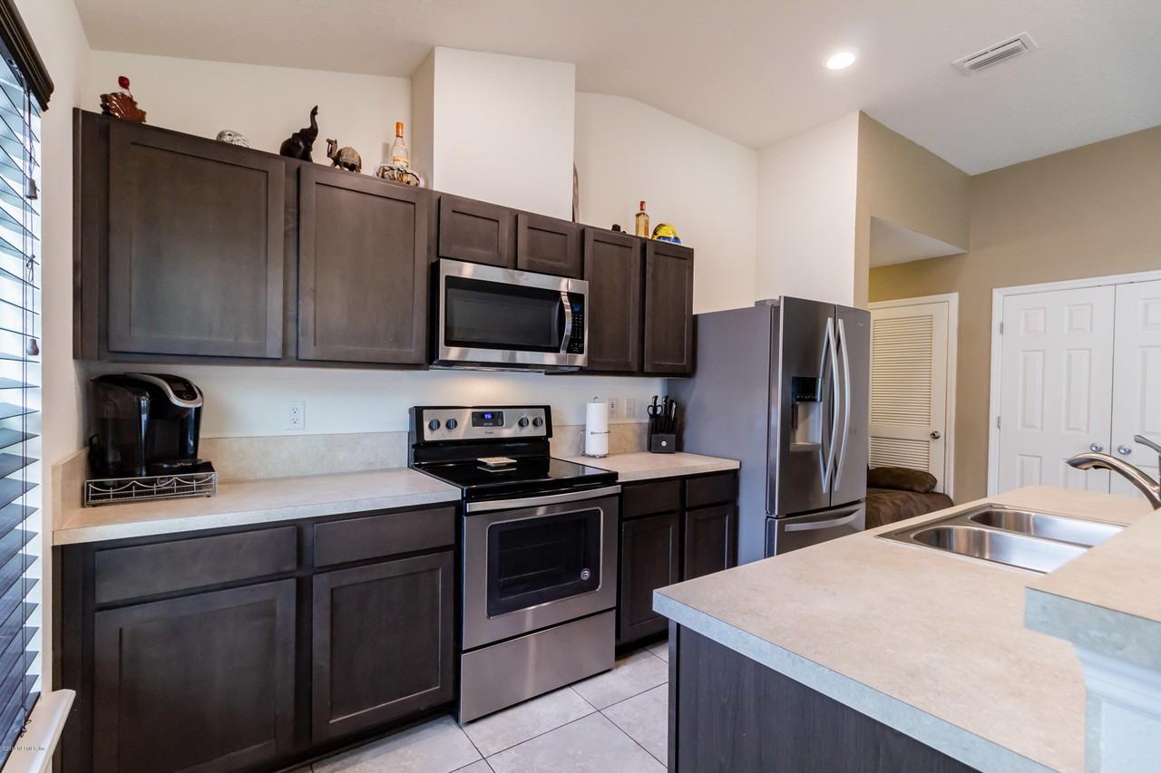 7634 Fanning Dr #1 - Photo 3 of 22