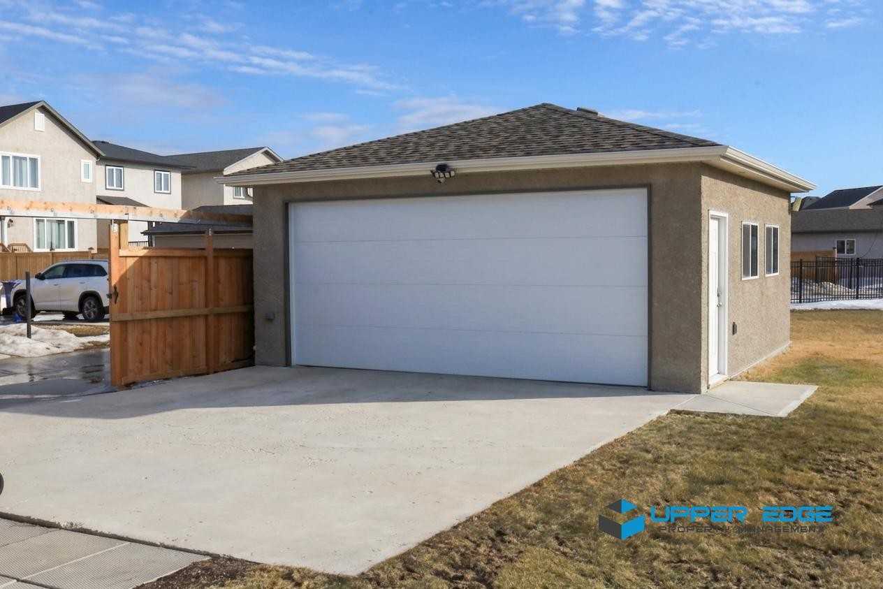 22 Hemmingwood Court - Photo 2 of 14