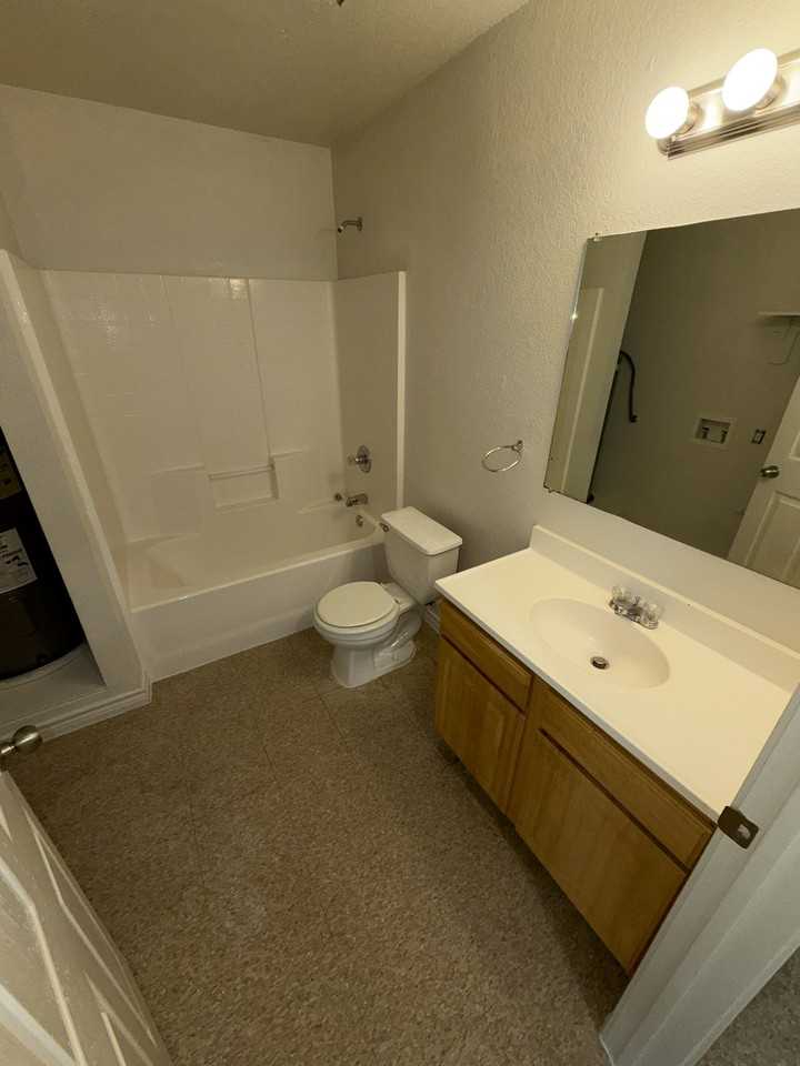 1218 South 26th Street #A - Photo 3 of 16