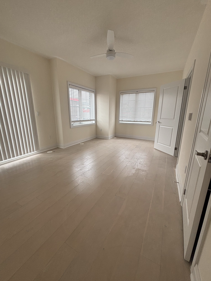 5771 Stouffville Road - Photo 2 of 5