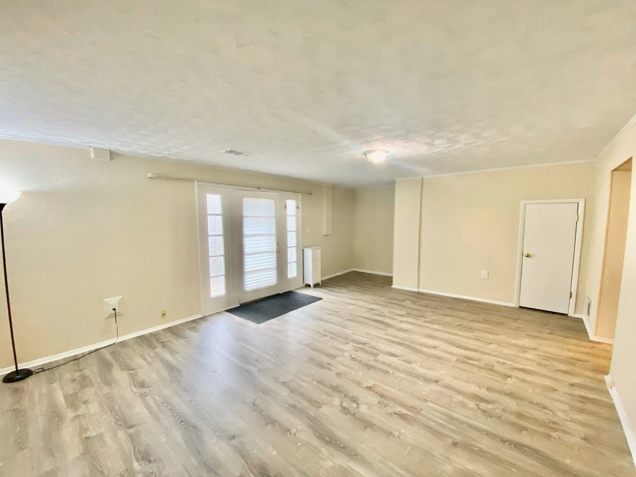 5307 Pooks Hill Rd #LL - Photo 3 of 15