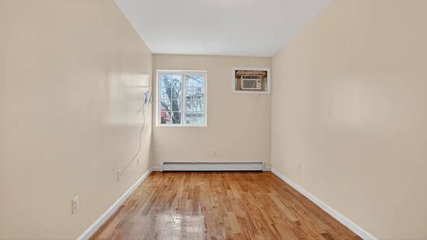 367 East 28th Street #3 - Photo 3 of 4