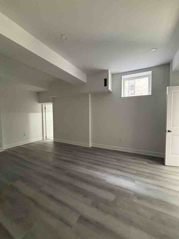 7 Dixon Road - Photo 5 of 5