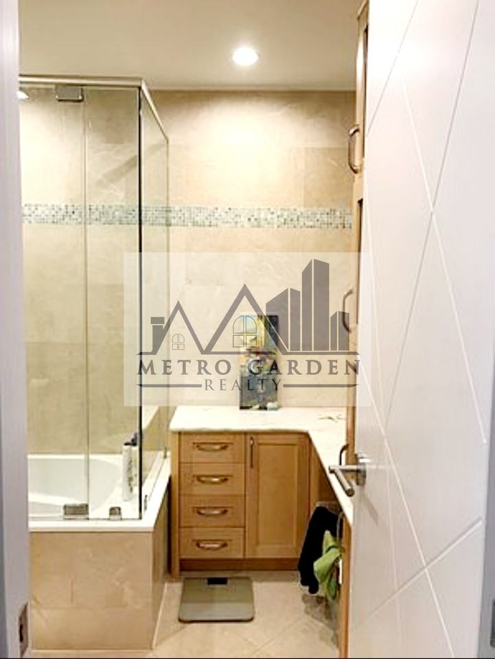 68-15 Selfridge Street #3D - Photo 6 of 11