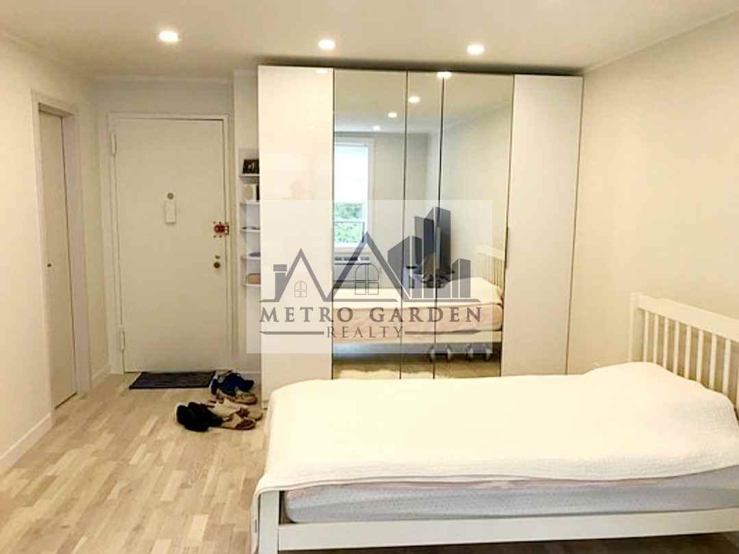 68-15 Selfridge Street #3D - Photo 5 of 11