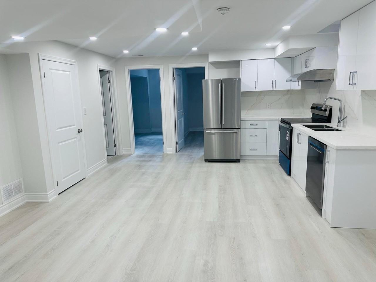 7 Dixon Road - Photo 2 of 5