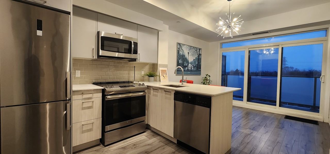 385 Osler Street #411 - Photo 3 of 10