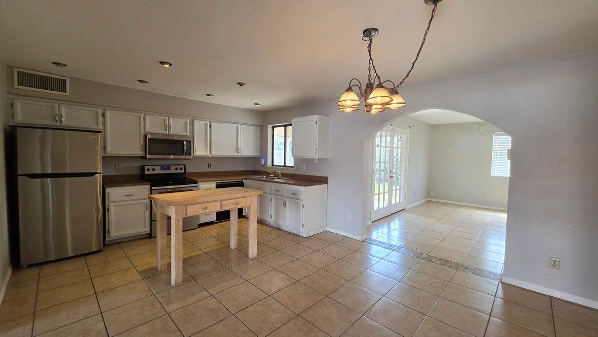 4657 E Covina St - Photo 2 of 16