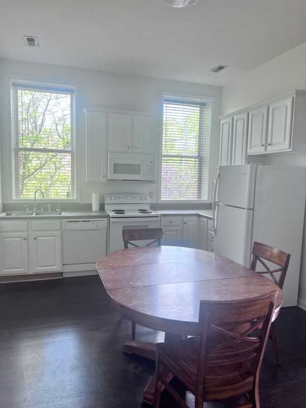 1627 W Main St - Photo 7 of 9