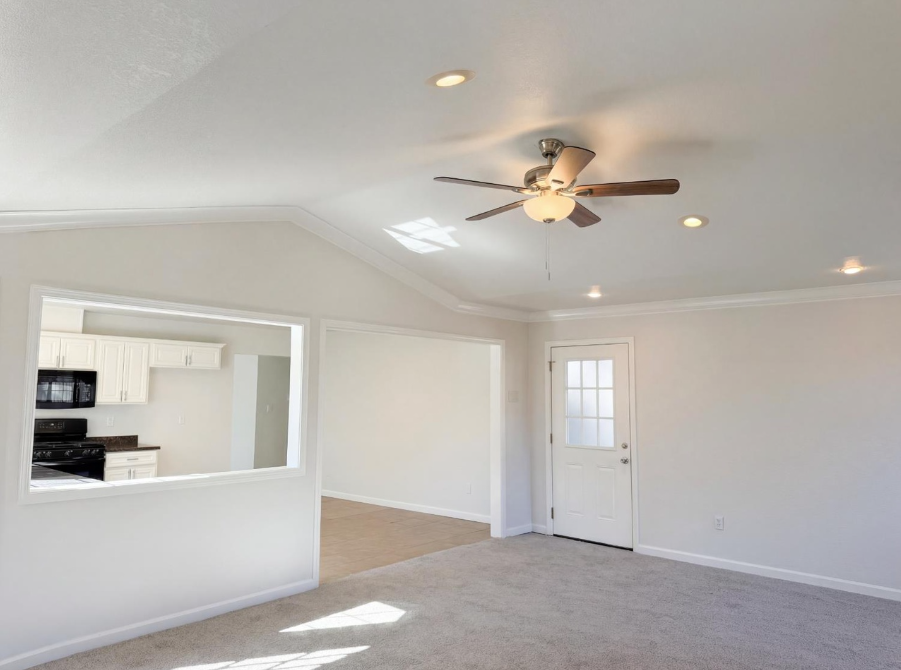 6909 Kittery Ave - Photo 3 of 31