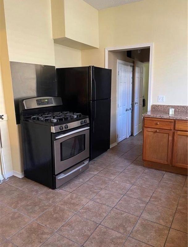 8927 Hickory St ## 29 - Photo 5 of 6