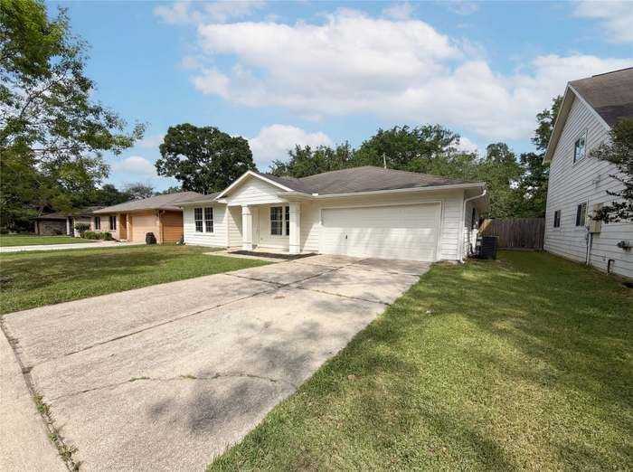 414 Binnacle Way - Photo 3 of 21