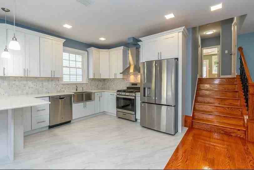 210 Terrace Ave ##2 - Photo 5 of 9