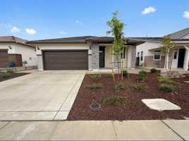 featured image of 914 Lucent St