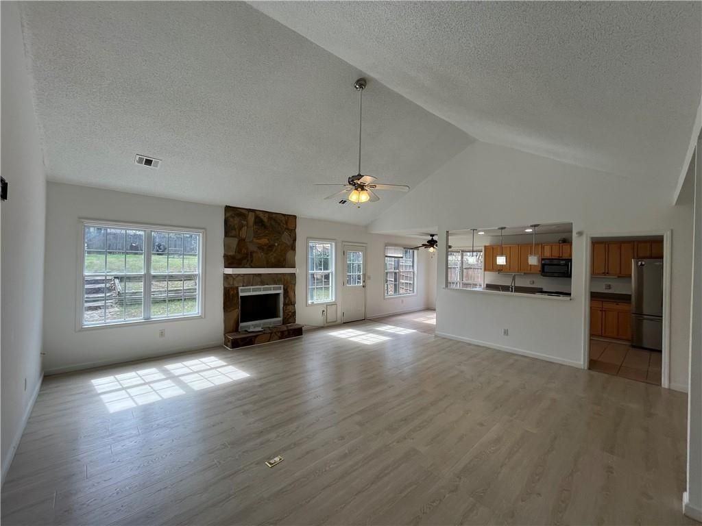 54 Oxford Brook Way - Photo 5 of 30