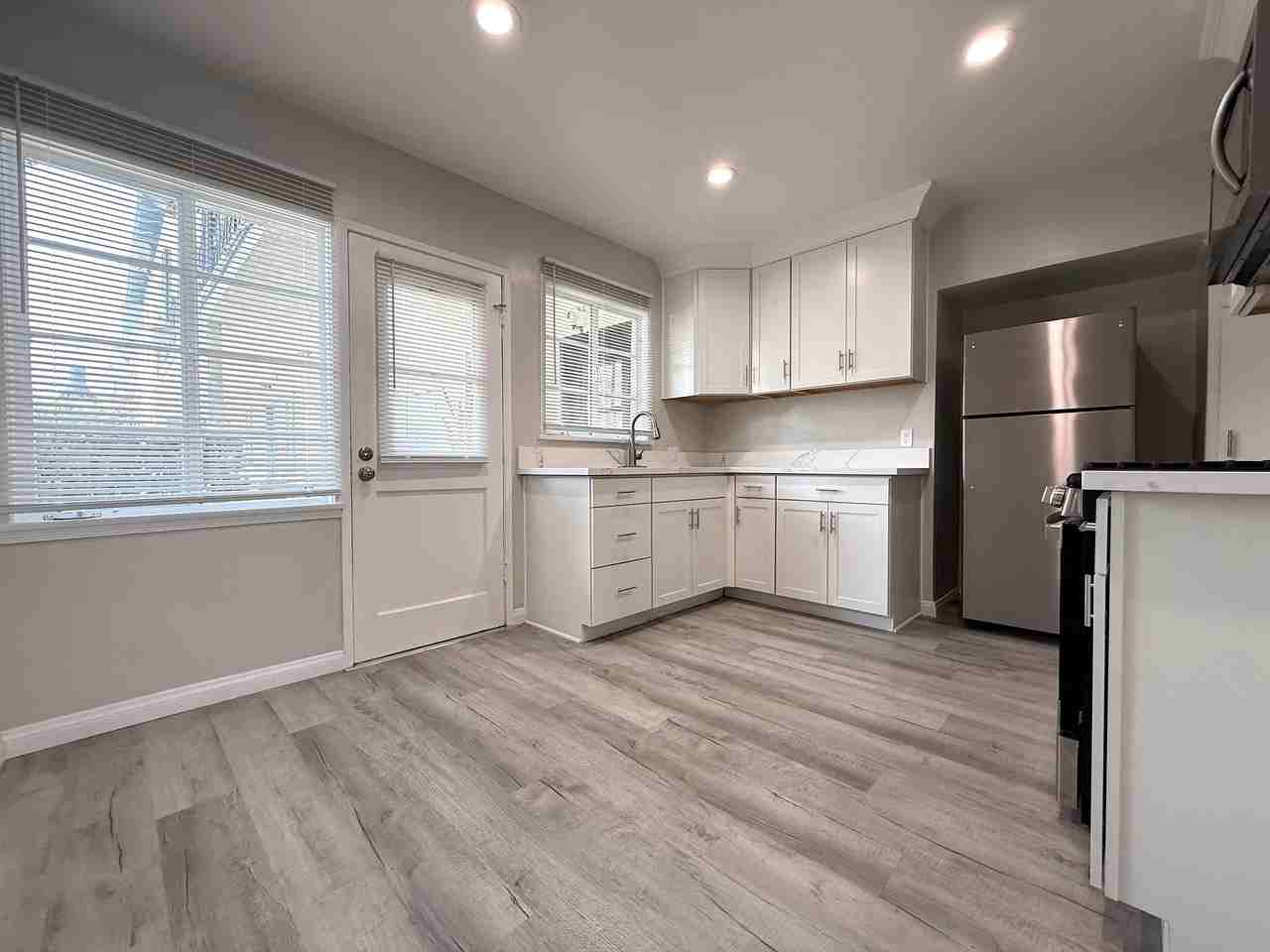 5670 San Vicente Blvd - Photo 5 of 10