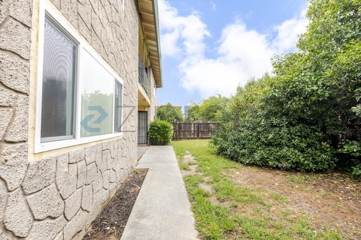 4561 Ashcroft Ave #49 - Photo 2 of 22