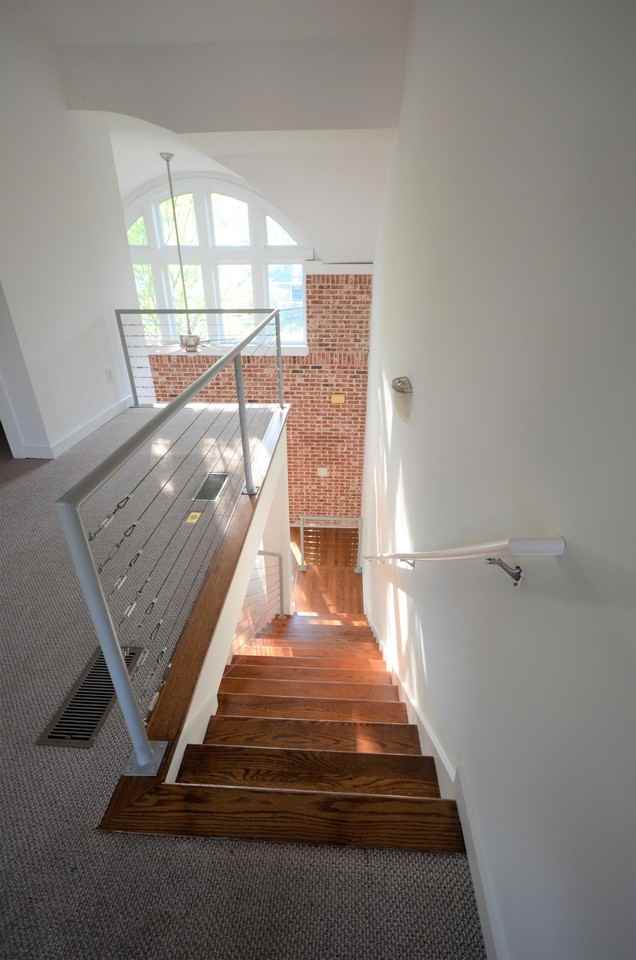 142 Moreland Ave Se #1 - Photo 3 of 39