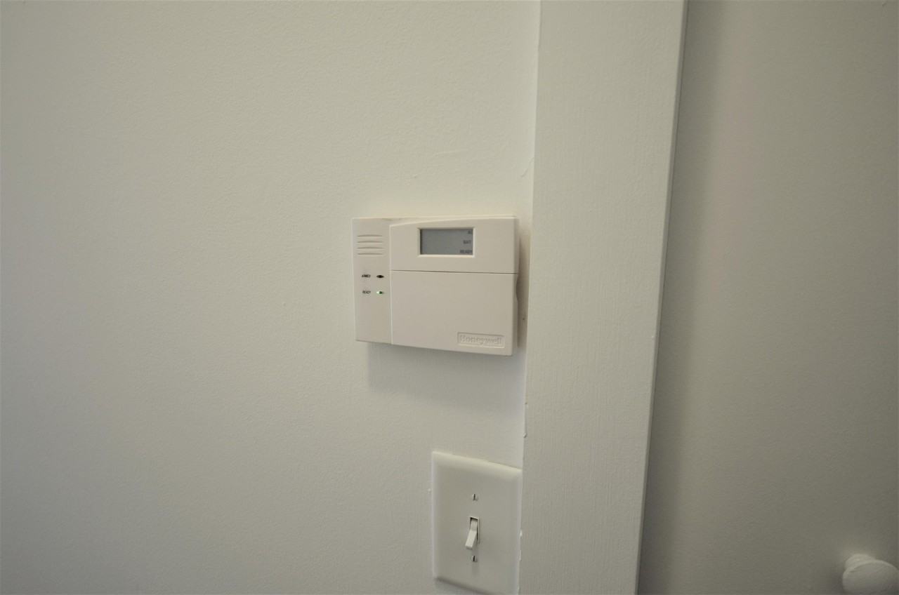 142 Moreland Ave Se #1 - Photo 4 of 39