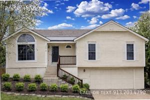 featured image of 7413 W 154th Ter