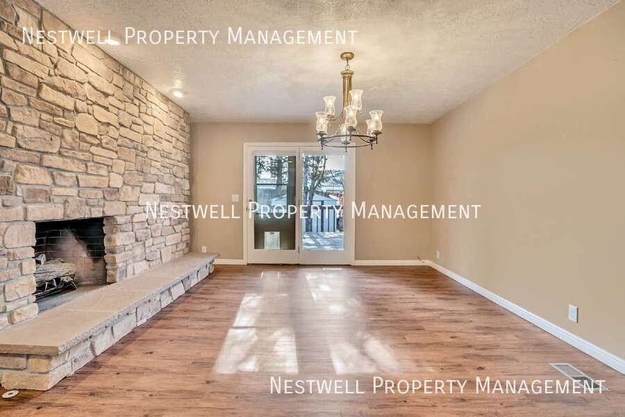 1278 E Starwood Ct - Photo 3 of 25