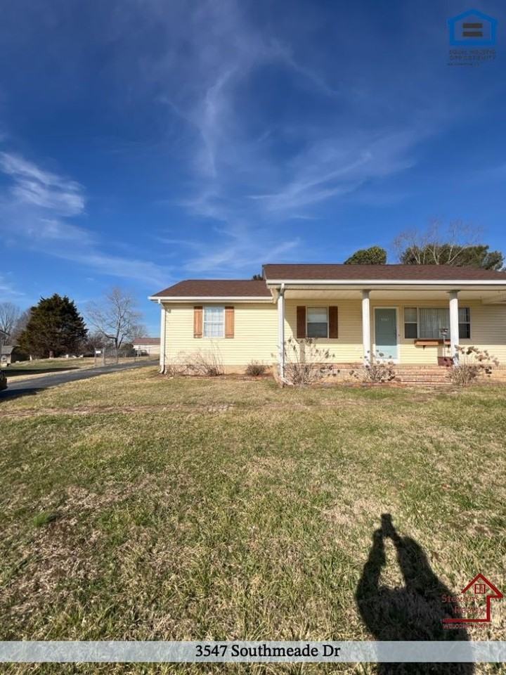 3547 Southmeade Dr - Photo 2 of 28