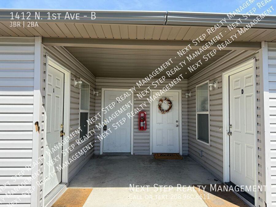 1412 N 1st Ave #B - Photo 2 of 15