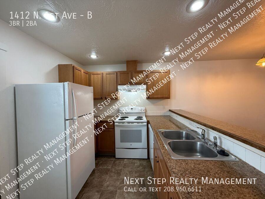 1412 N 1st Ave #B - Photo 6 of 15